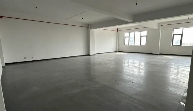 铝板加工件生产中的常见问题及应对策略